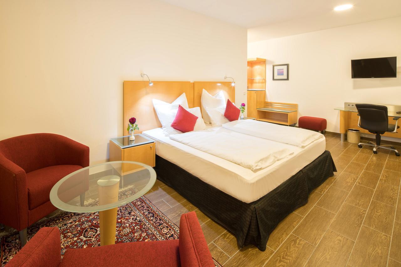 Taba Hotel Kellinghusen Екстериор снимка