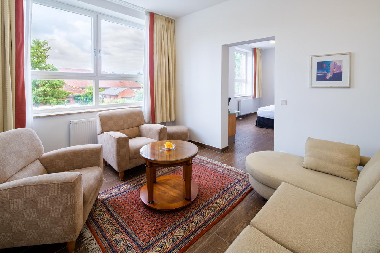 Taba Hotel Kellinghusen Екстериор снимка